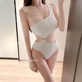 泳衣女2026新款 小众黑白色三角连体性感镂空单肩小胸辣妹温泉泳装