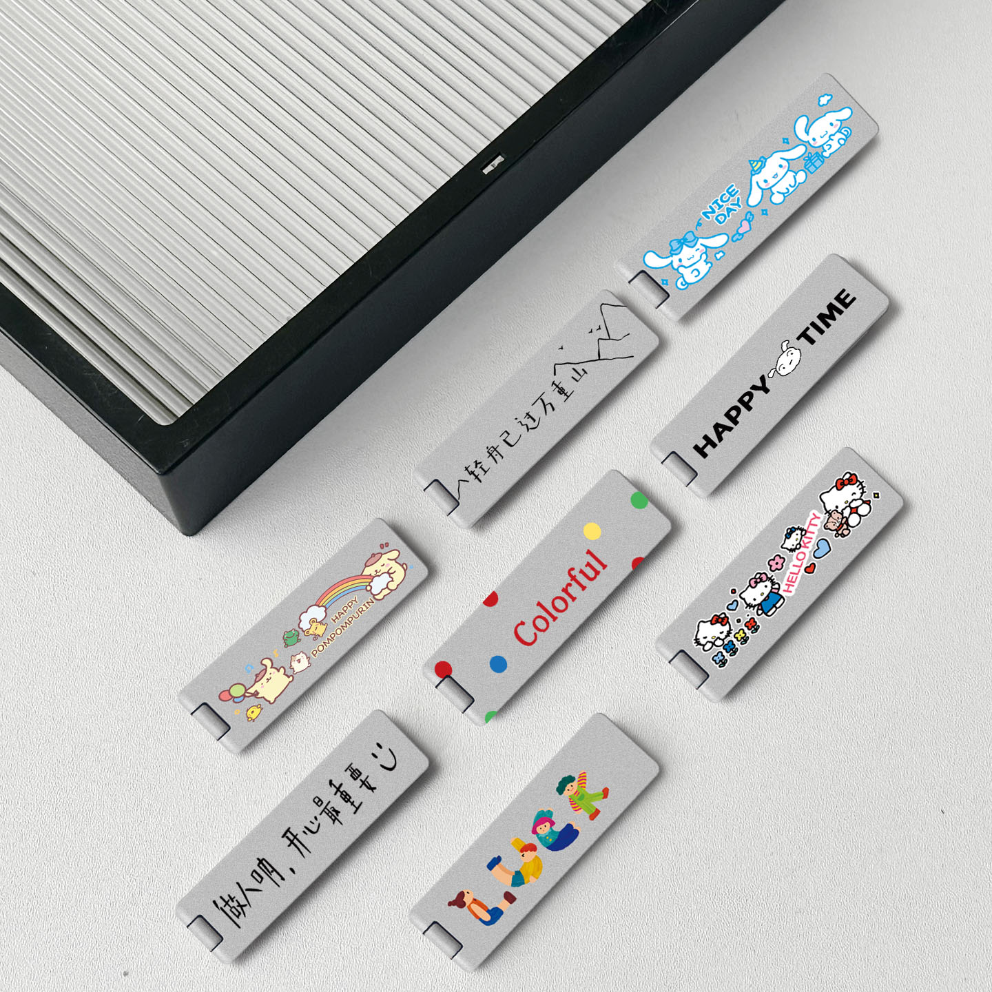 轻简手机支架金属隐形背贴简约创意卡通折叠桌面支撑防摔个性通用