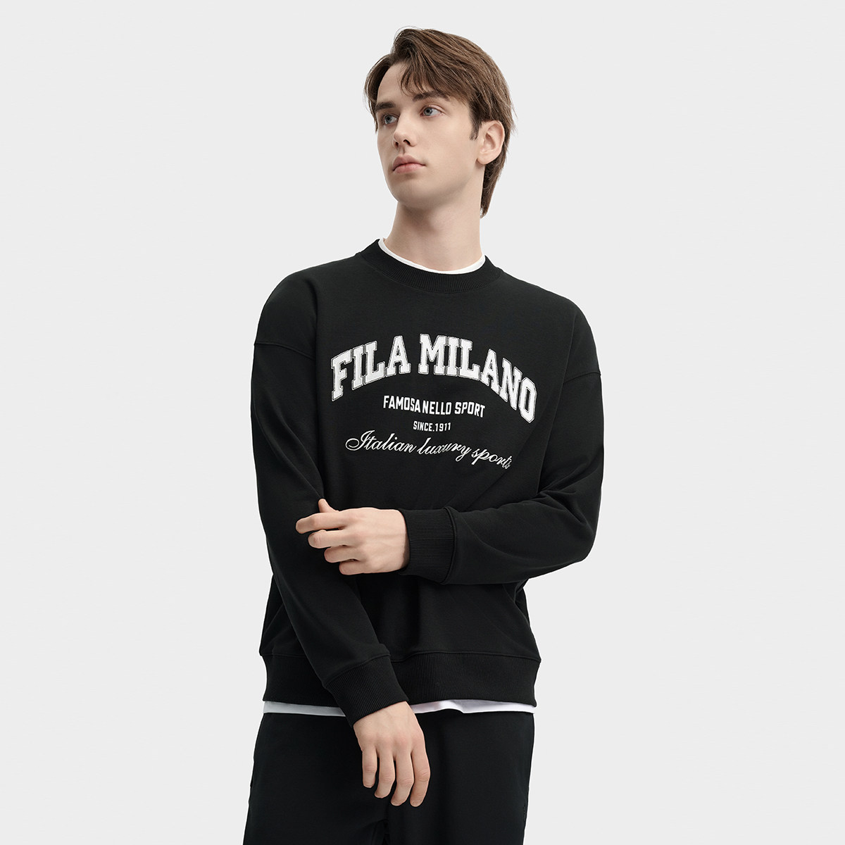 Fila/斐乐秋季新款男子户外时尚休闲运动舒适套头卫衣F11M435207F