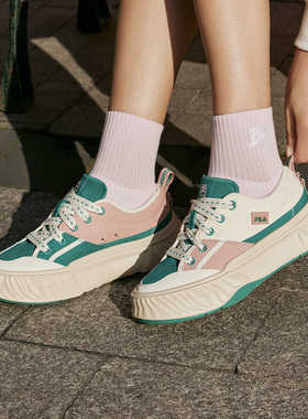 FILA/斐乐FOSSO川行鞋女子时尚休闲复古帆布鞋厚底F12W432308F
