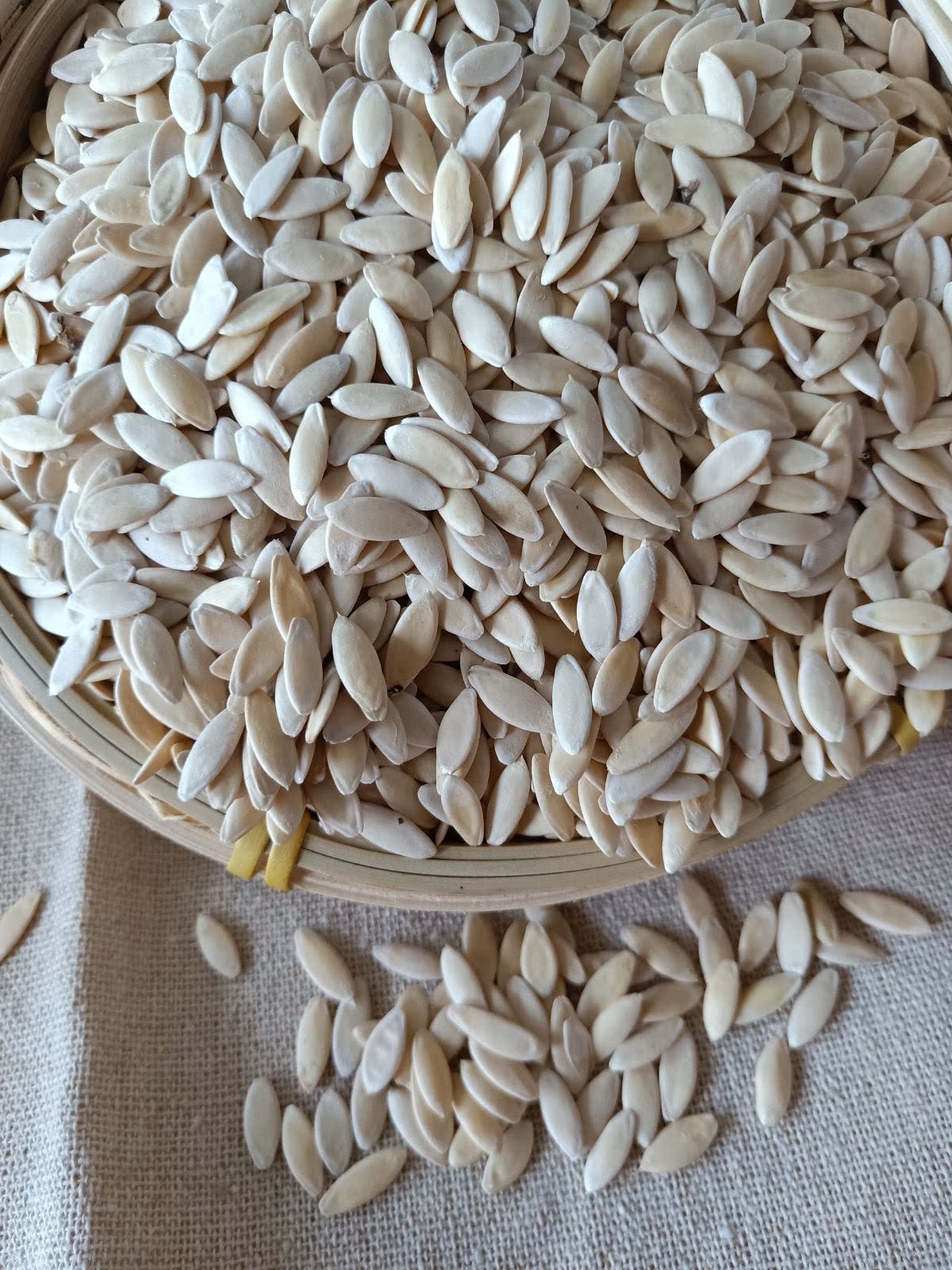 23年东北新籽农家黄瓜籽补钙接骨黄瓜黄瓜子老旱黄瓜生籽包邮