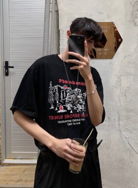 junmanner 图案印花美式复古潮牌宽松圆领打底半袖上衣夏男生T恤