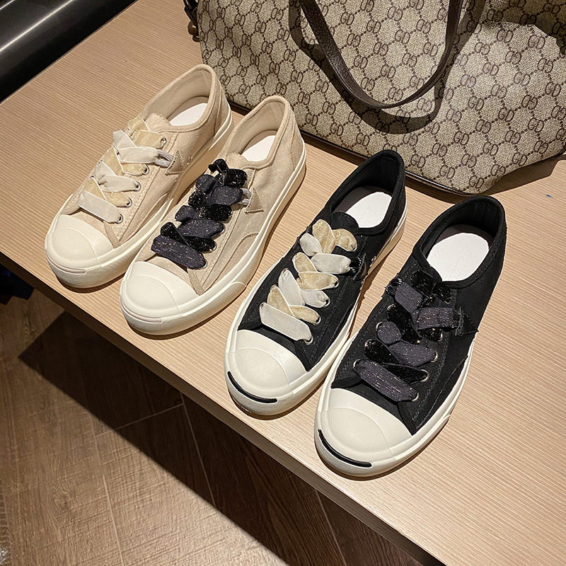 2021新款休闲板鞋女鞋