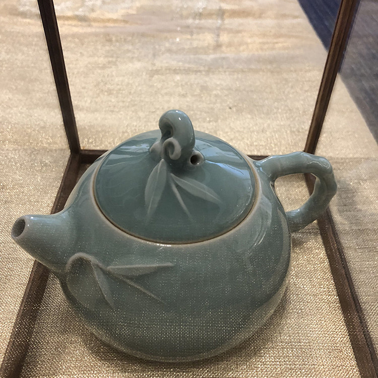 龙泉青瓷手工壶茗杯茶具作品