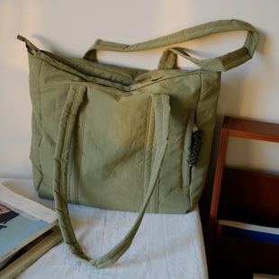 绿色测边拉链大容量帆布包秋冬简约百搭休闲包通勒托特包2025新款