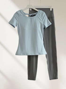 C.CYA瑜伽服女套装2026新款带胸垫短袖T恤运动一片式瑜伽裤健身服