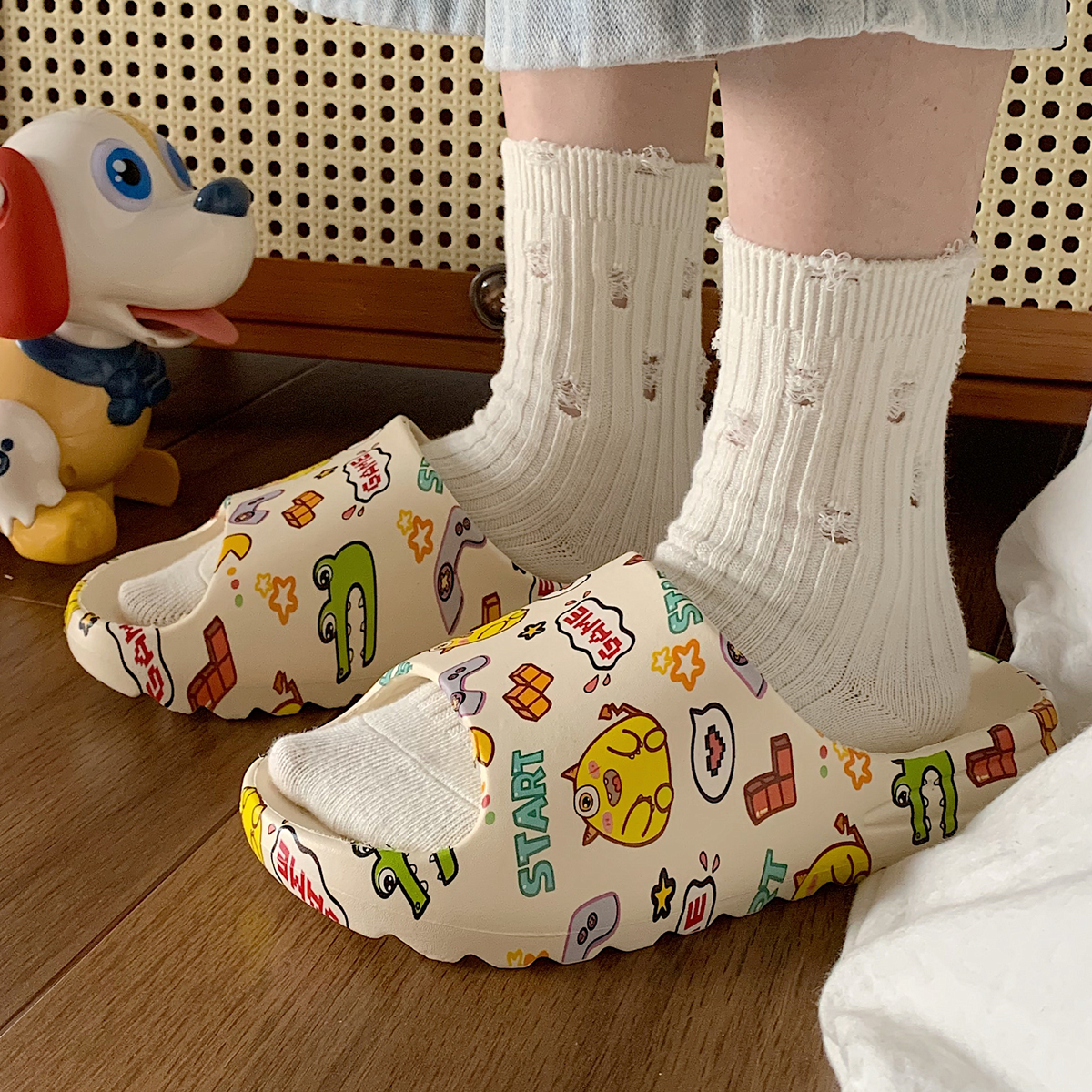 细细条eva防臭防滑情侣居家拖鞋