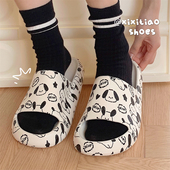 男女学生韩版 夏季 踩屎感防滑洗澡凉拖 可爱ins黑白小狗拖鞋 细细条