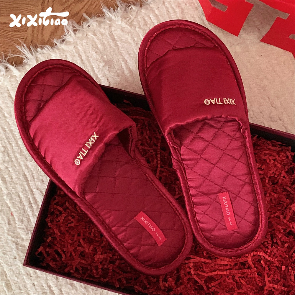 细细条四季通用喜庆红色棉麻拖鞋