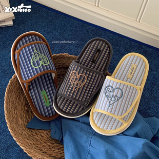 女休闲春夏居家防滑软底地板鞋 细细条 复古爱心刺绣一字棉麻拖鞋