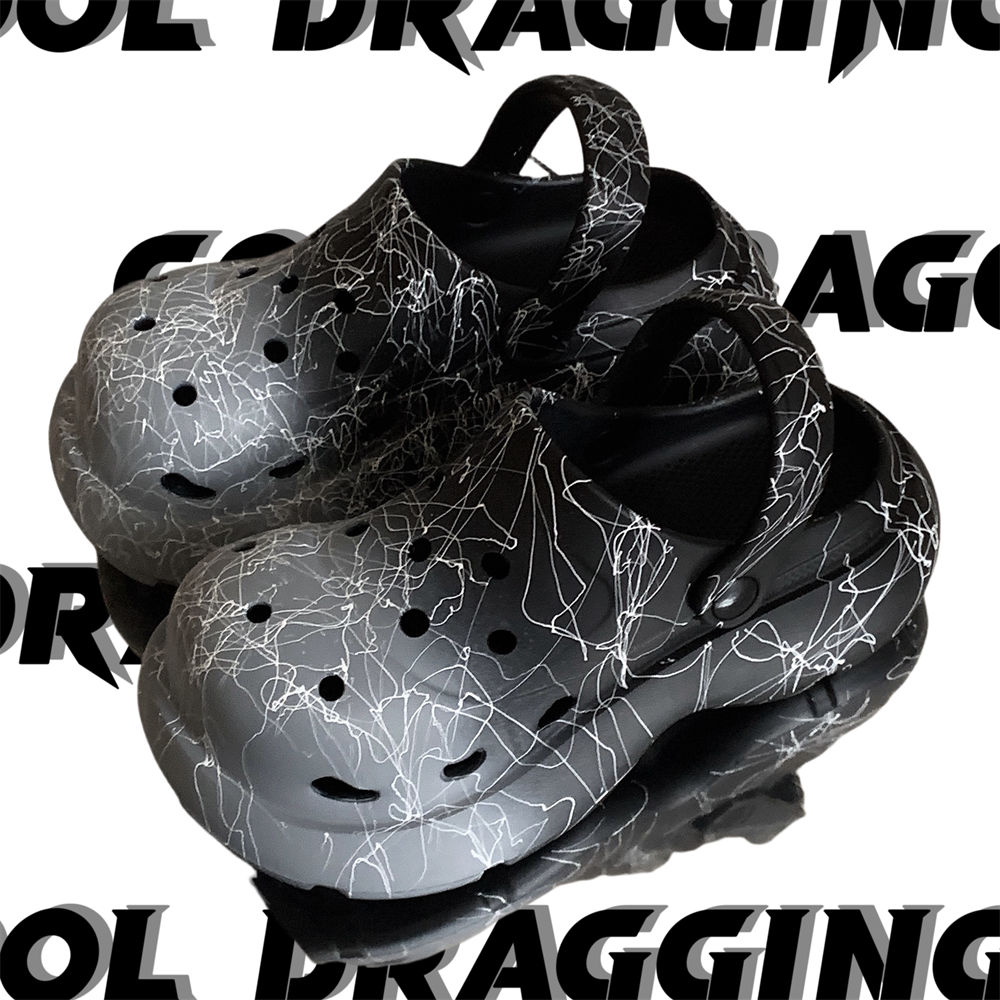 细细条炫酷拉丝纹时尚洞洞鞋