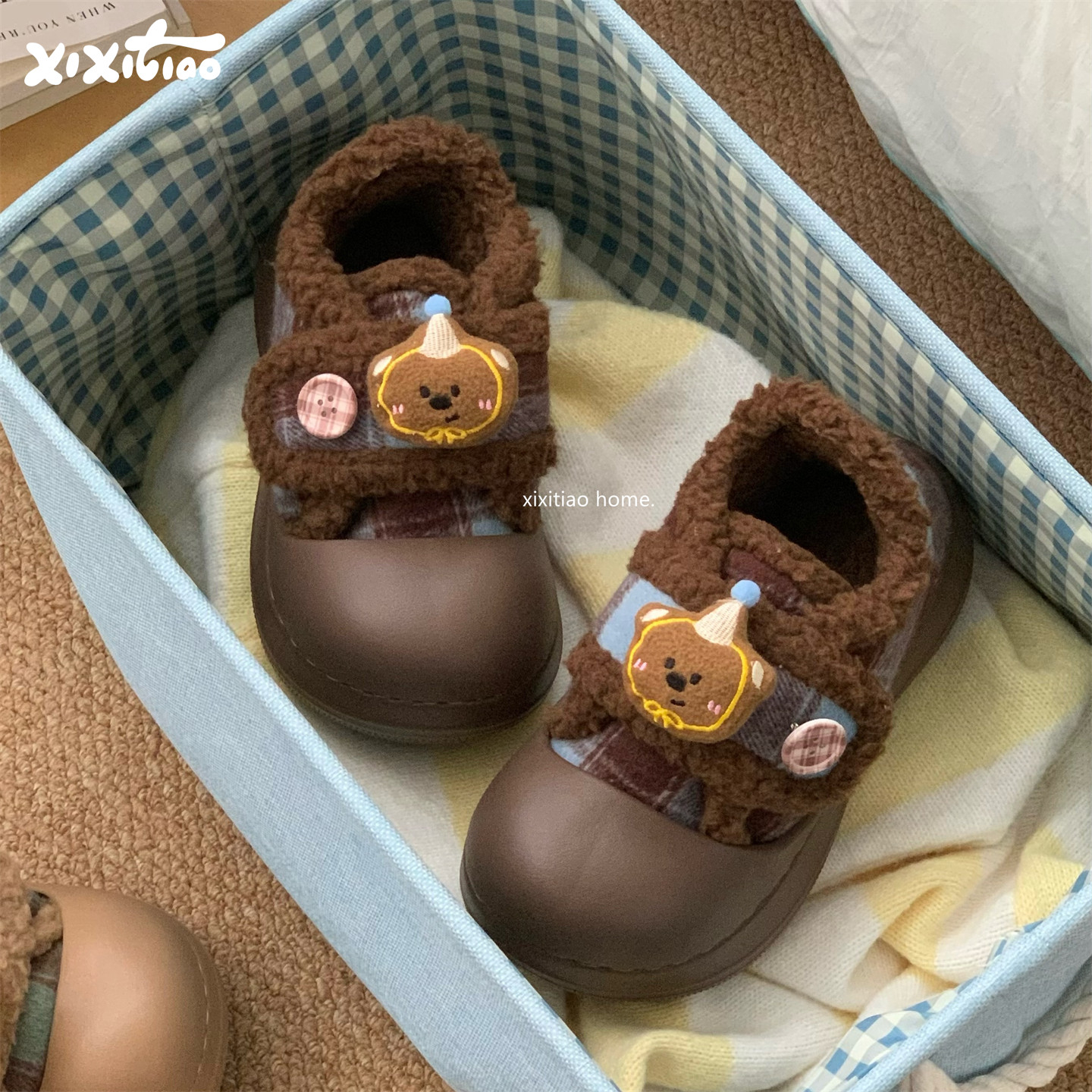 细细条软萌小熊魔术贴毛毛单鞋