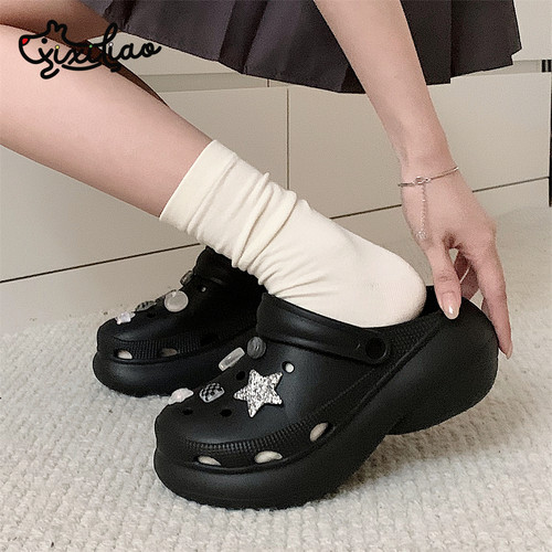 细细条创意五角星甜酷洞洞鞋