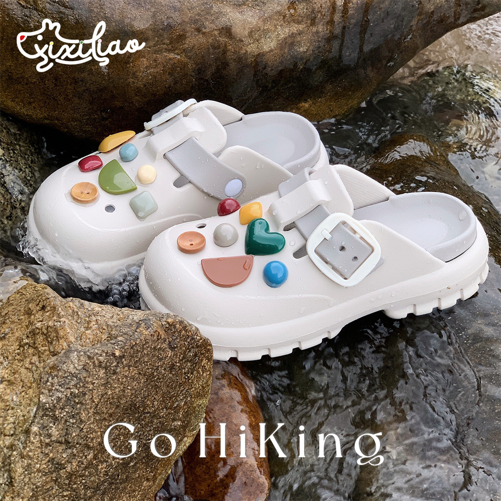 细细条ins爱心纽扣时尚洞洞鞋