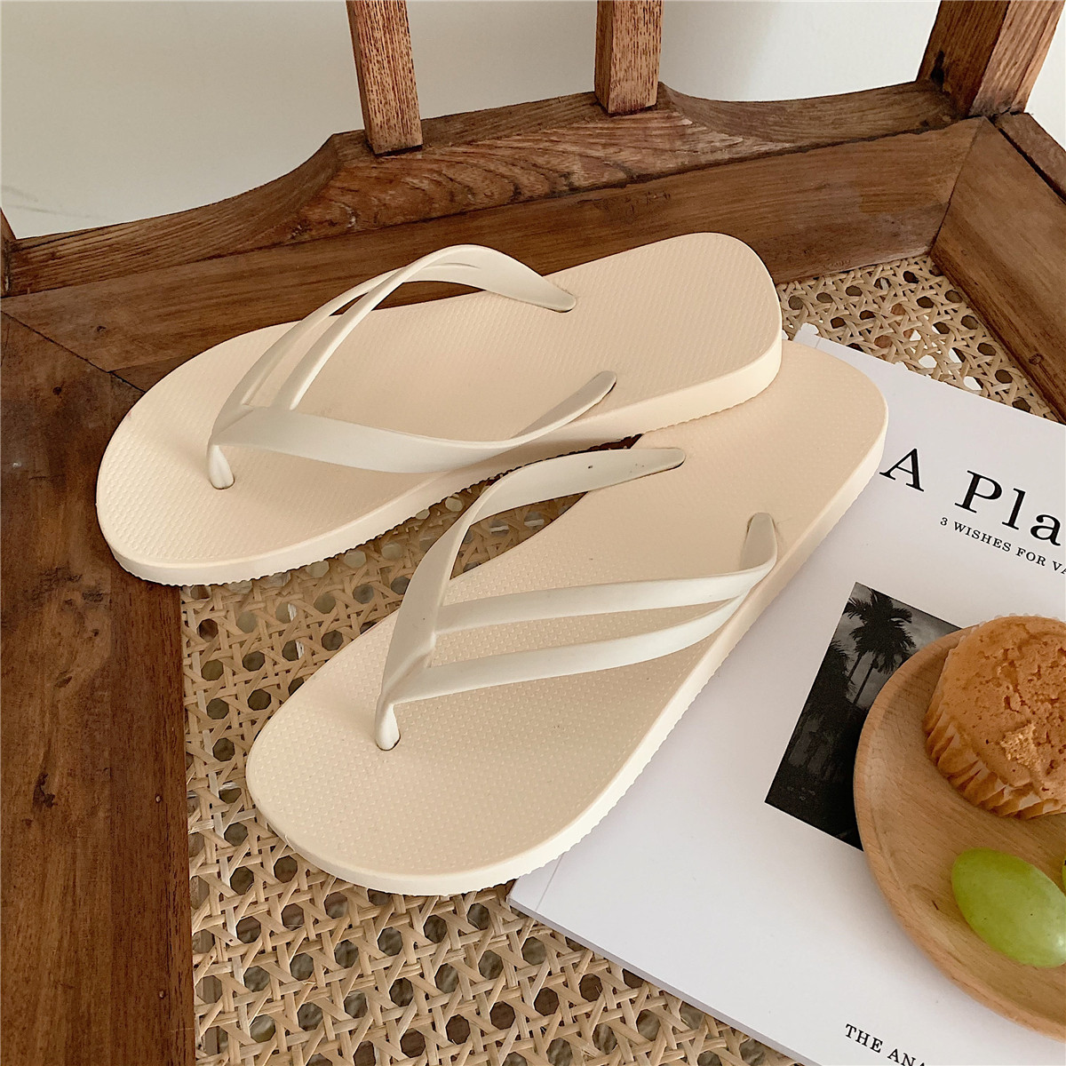 细细条 简约复古时尚夹脚人字拖女夏外穿防滑平底网红沙滩凉拖鞋,居家布艺,居家凉拖/凉鞋,淘宝优惠券,粉丝福利购,淘宝优惠卷