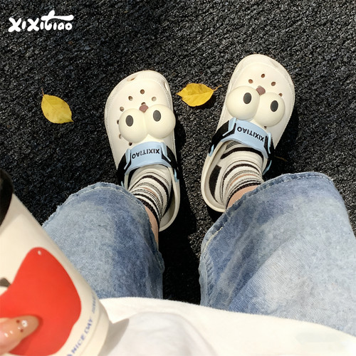 细细条趣味大眼睛足弓洞洞鞋
