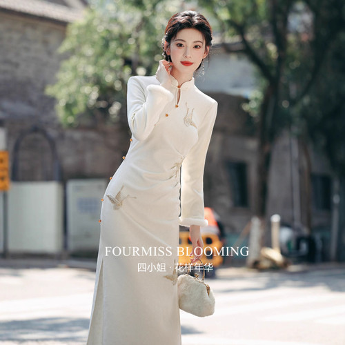 新中式白色改良长袖2025秋