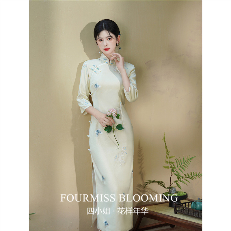 【花样年华】国风旗袍|白色女新中式秋季长袖蝴蝶刺绣改良连衣裙