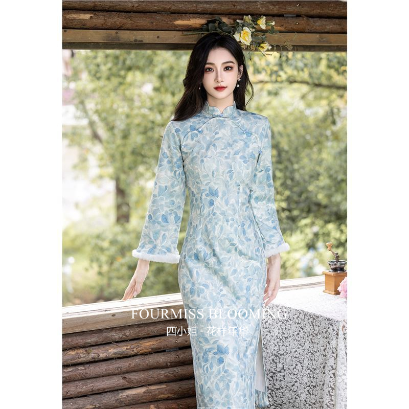 蓝色2025新款女新中式连衣裙