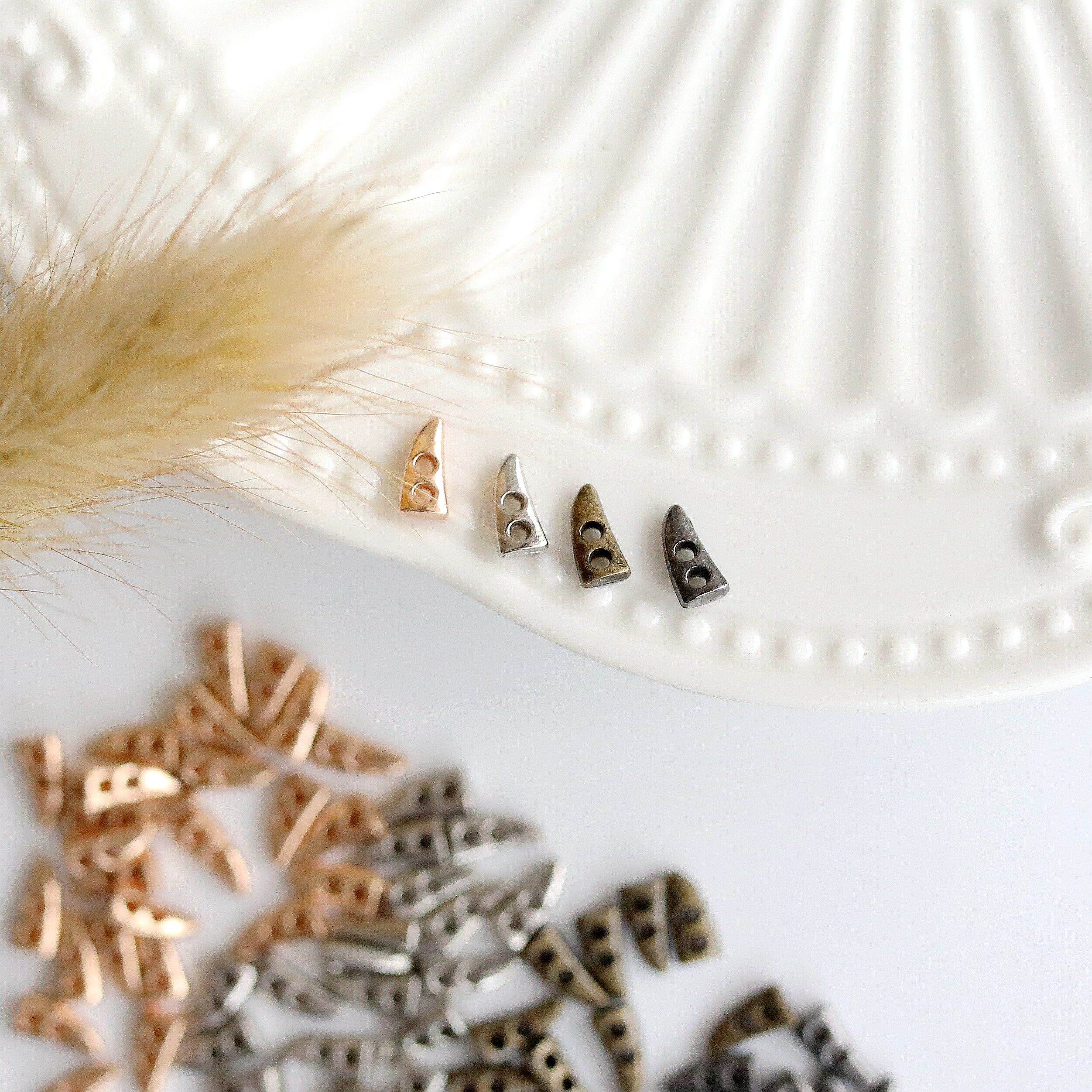 BJD手工娃衣辅料金属迷你牛角扣diy娃用外衣纽扣玩偶OB11扣子配件