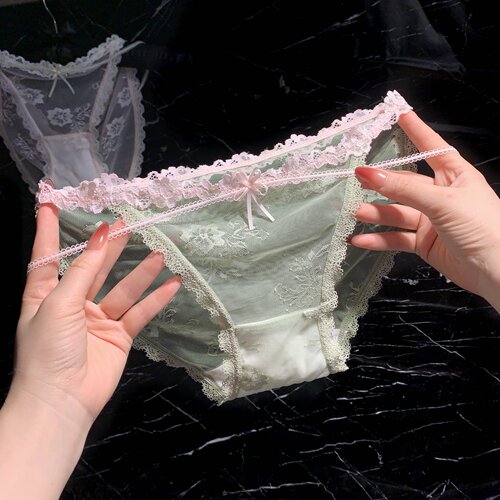 氛围感拉满！绝美花卉蕾丝内内