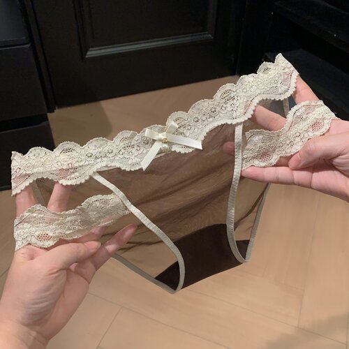 高级氛围感！镂空蕾丝撩系内内~