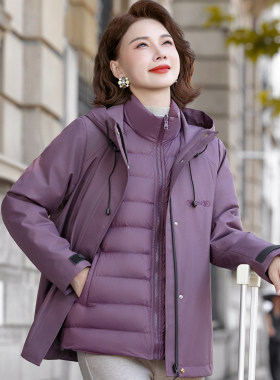 中年妈妈新款冲锋羽绒服活里活面
