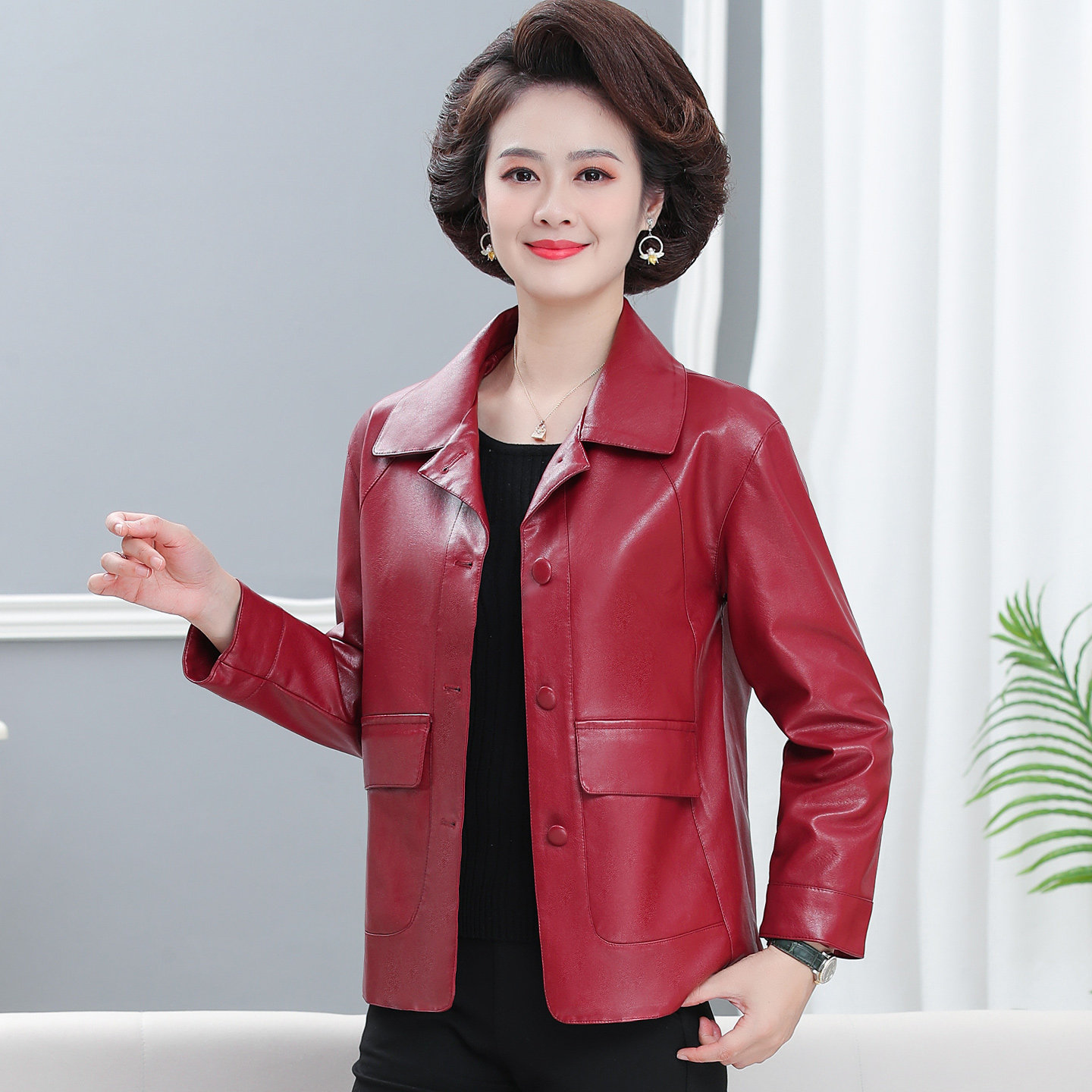 中年妈妈皮衣2026春秋新款年轻妇女PU皮夹克洋气时尚皮西装上衣服