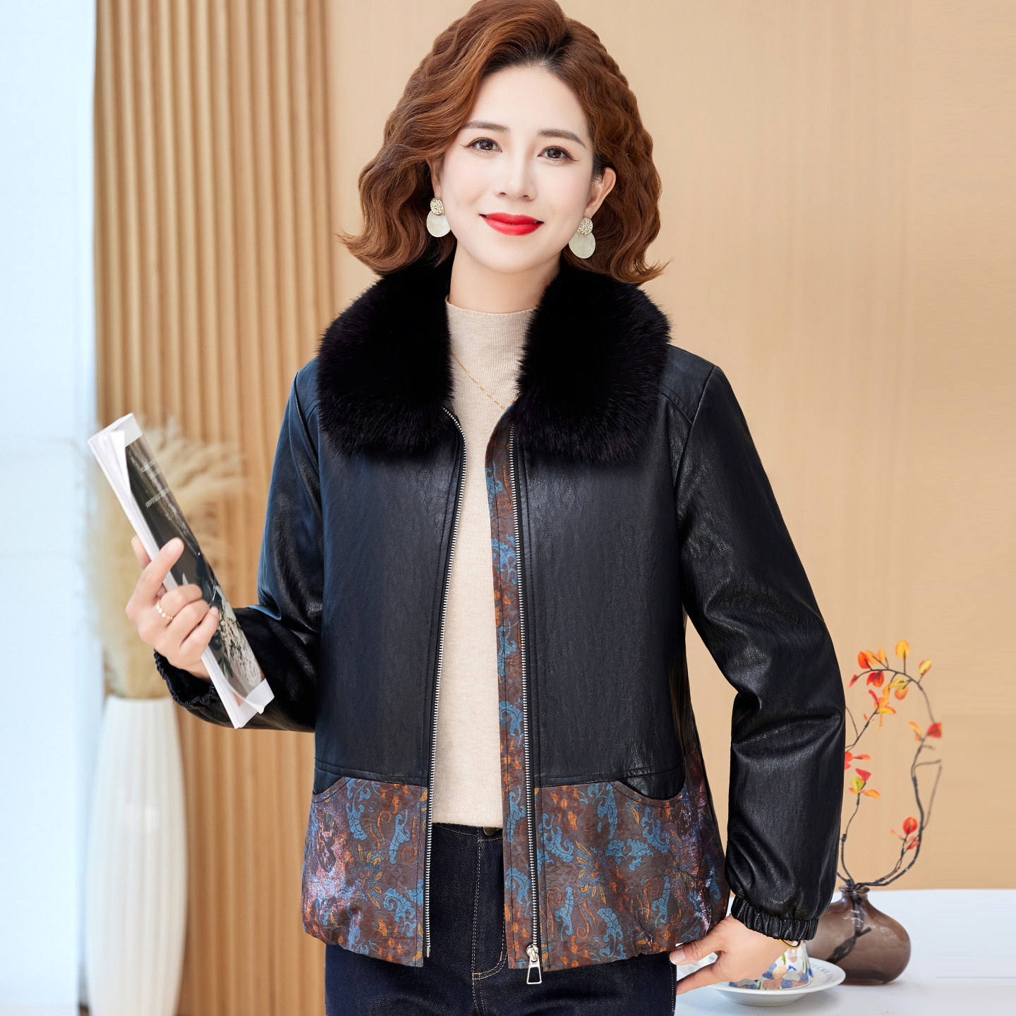 中老年皮衣外套女新款妈妈皮夹克