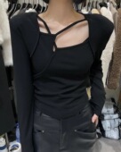 修身 韩国TOKO.Z冬季 新款 韩范气质辣妹磨毛加绒交叉垫肩保暖T恤女