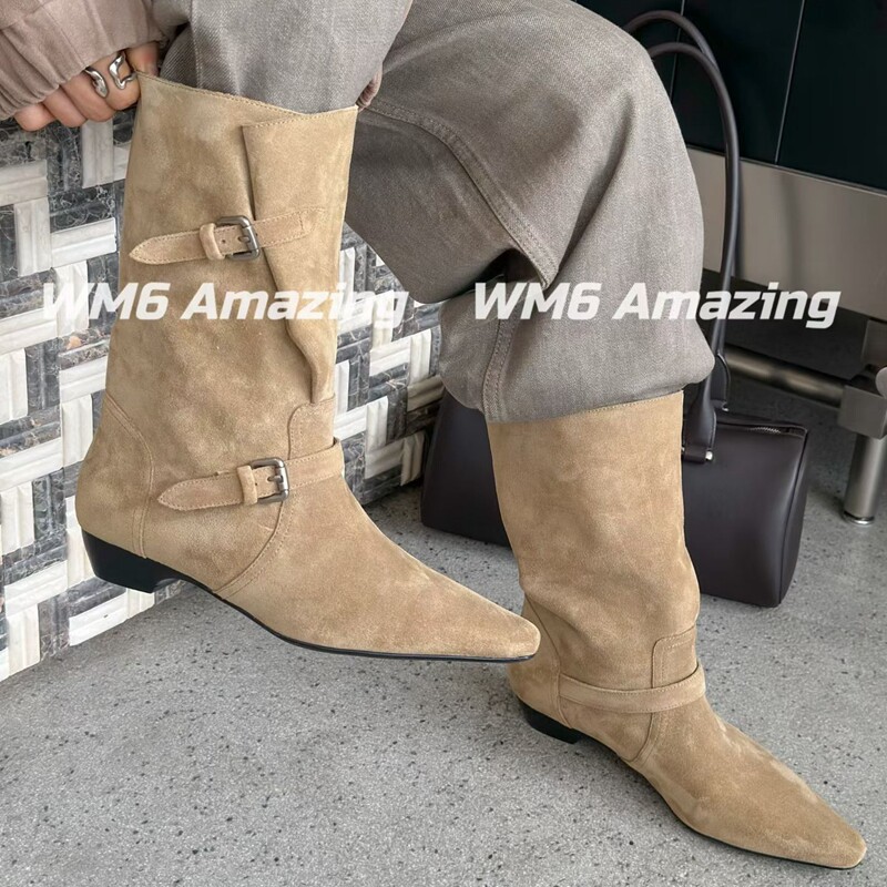WM6女靴皮带扣尖头粗跟时装靴