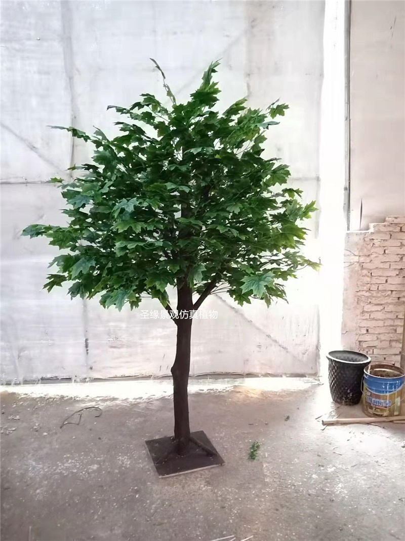 仿真梧桐树假梧桐叶绿色景观树小区花园造景商场酒店落地摆设枫树