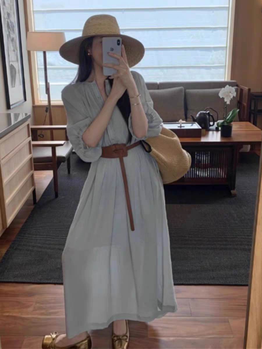 新款韩版宽松显瘦V领长袖连衣裙女百搭休闲中长裙