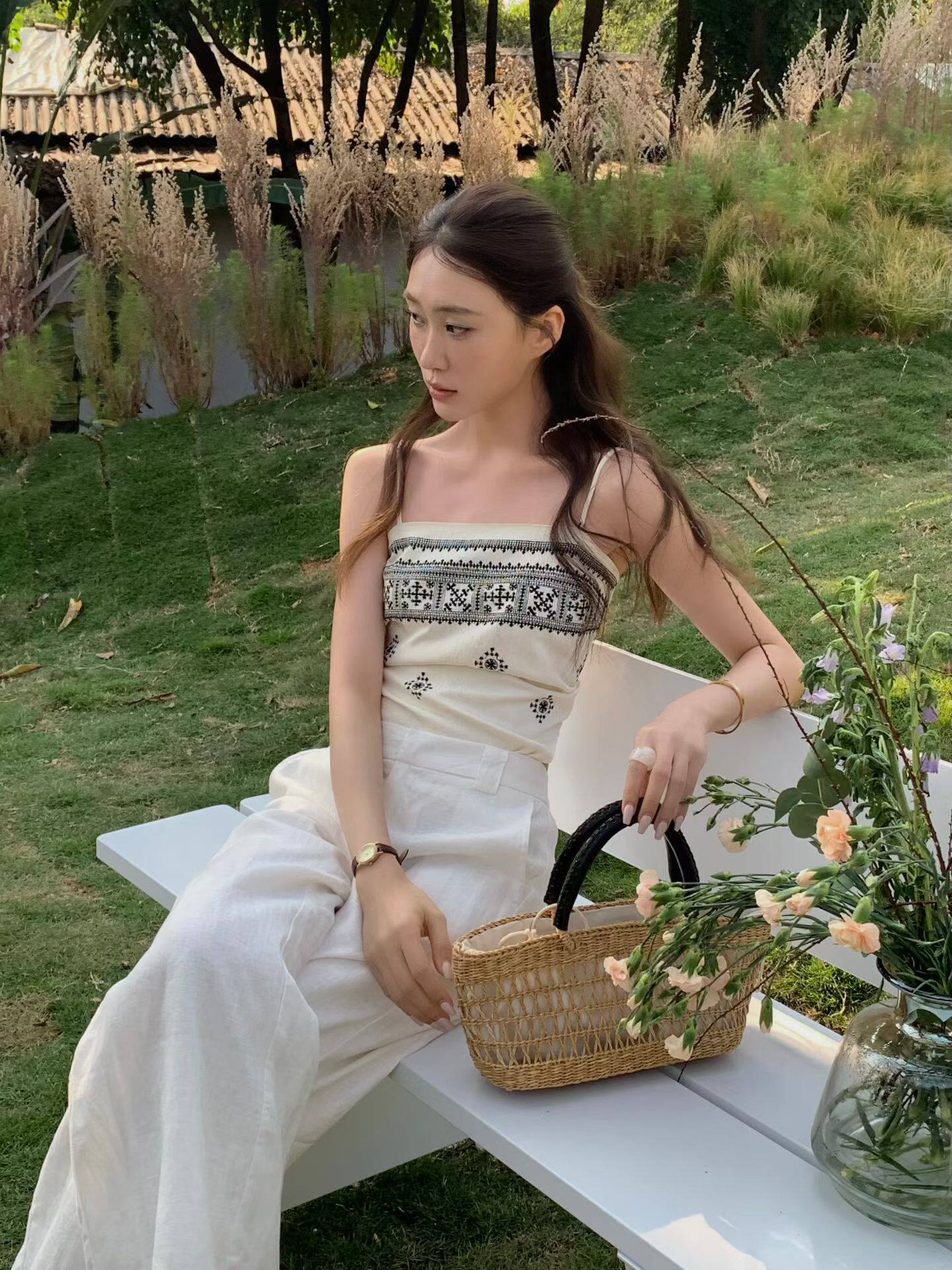 法式复古棉麻定位印花抹胸上衣女不规则斜裁丝巾露背绑蝴蝶结吊带图片