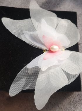 原创薄纱立体大蝴蝶戒指森系布艺主播舞台手上蝶舞指环仙气小众