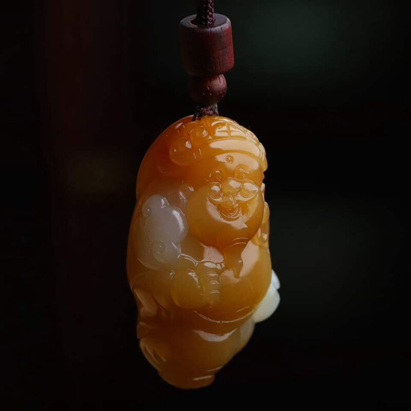 工艺品天然和田玉玉器供应链新疆且末料糖料财神玉石挂件吊坠带证