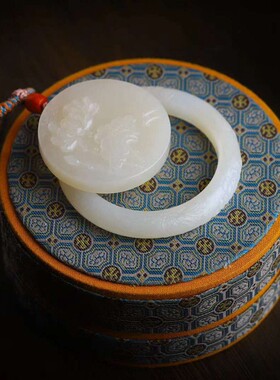 玉器工艺品天然新疆和田玉青海料老料藕粉色莲花套镯女款手镯套镯