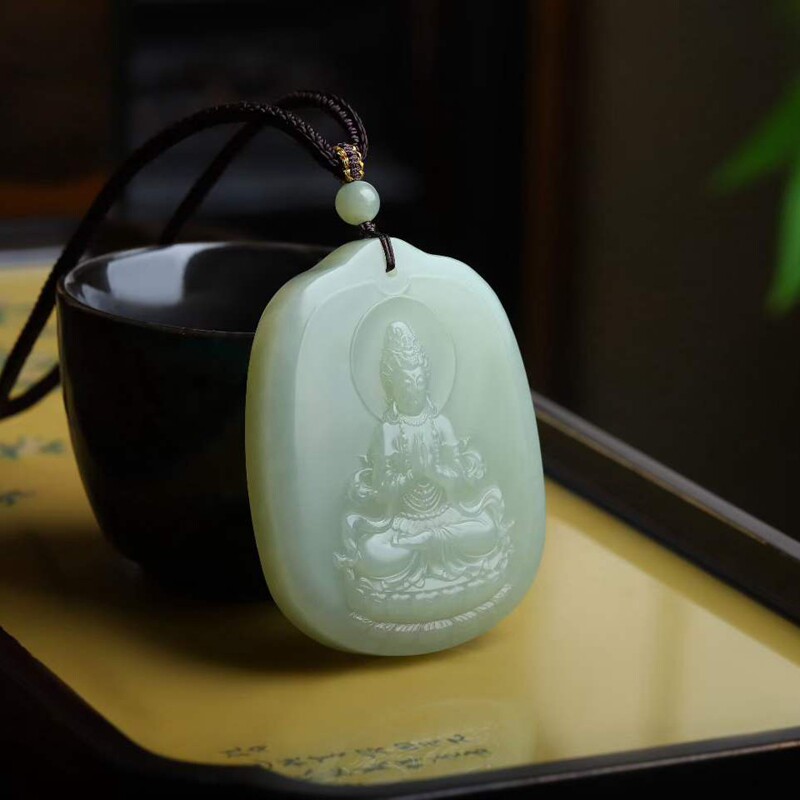 天然新疆和田玉玉器工厂店俄料老料工艺品观音玉石挂件吊坠配证书
