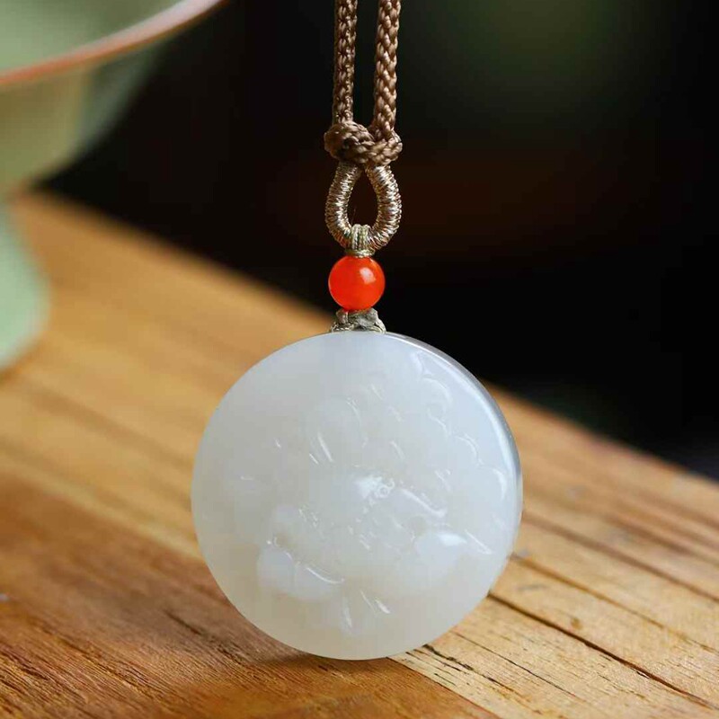 玉器工艺品天然新疆和田玉青海料老料白玉牡丹花吊坠女款挂坠送证