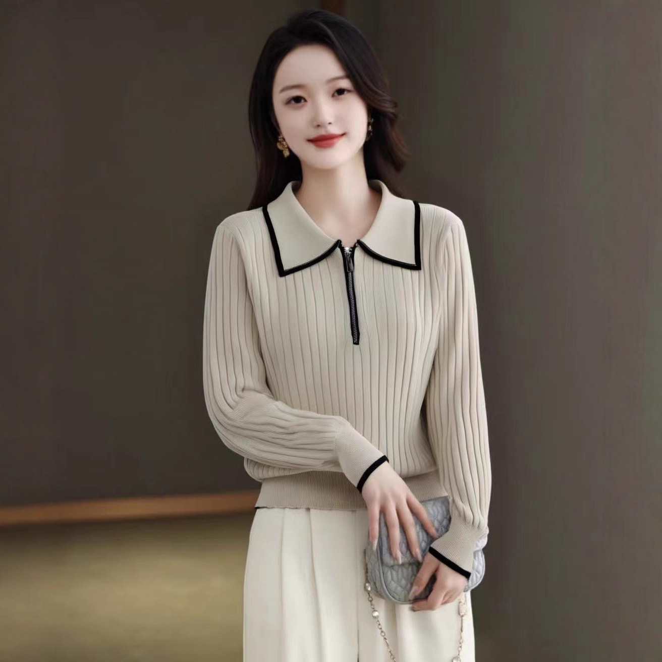 撞色polo领长袖针织衫女