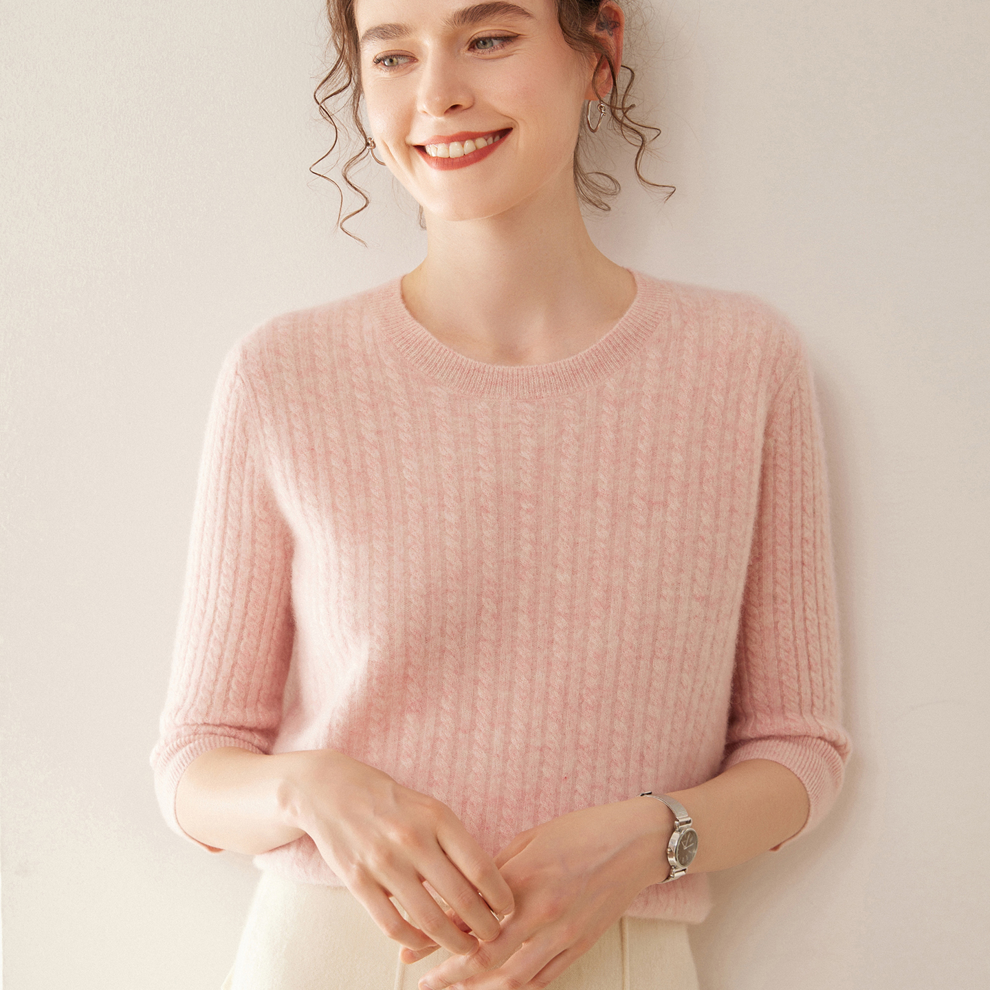 秋冬款圆领七分袖山羊绒衫女麻花毛衣宽松显瘦软糯打底保暖针织衫