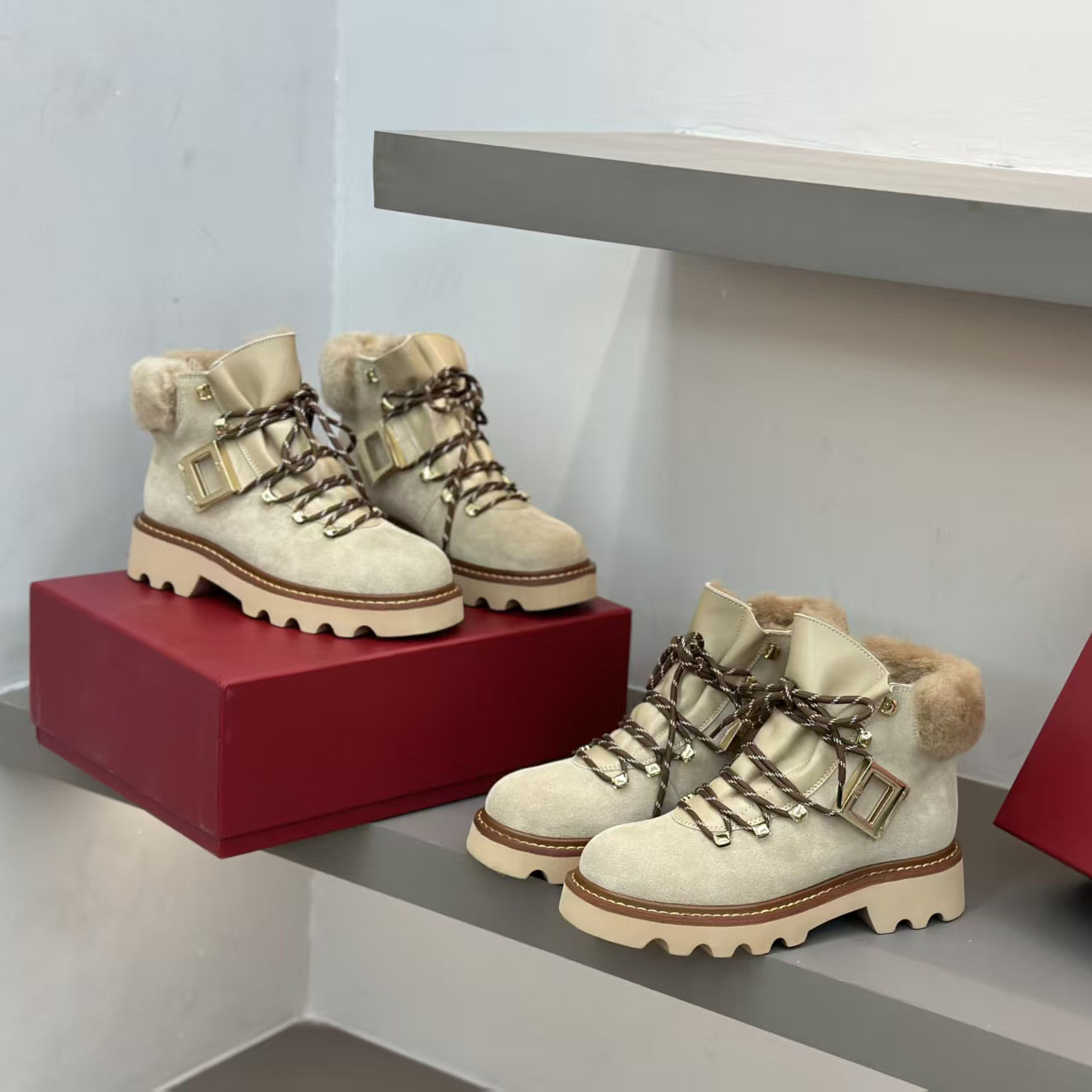 羊皮毛一体雪地靴女厚底保暖短靴