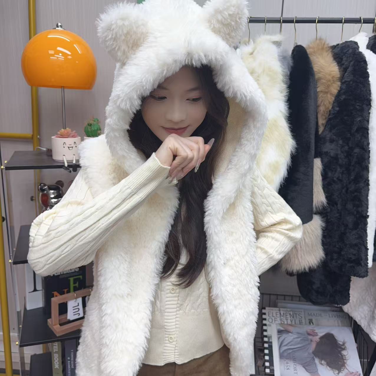 毛绒马甲韩版羊羔毛马甲女连帽仿皮毛一体百搭保暖毛茸茸短外套