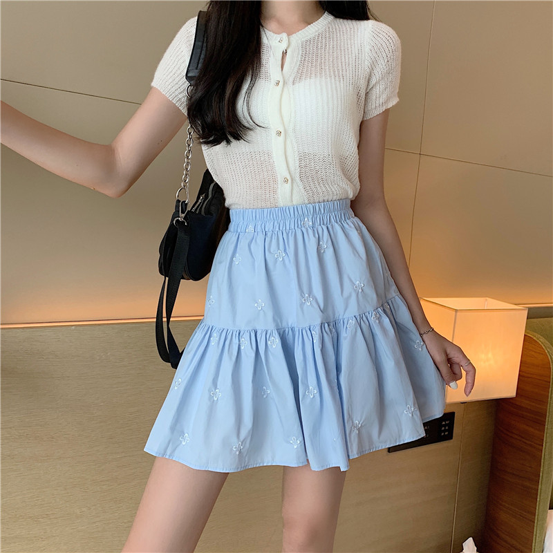 Summer new small fresh Embroidery Flower casual elastic waist skirt