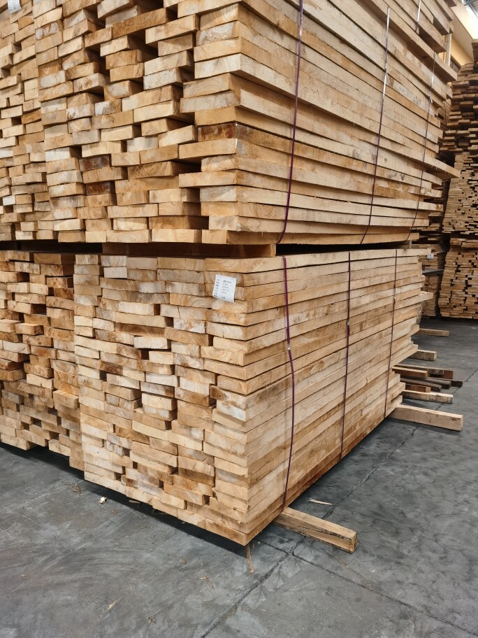 海南橡胶木板材橡胶木原木板家具烘干板高等级橡胶木实木板