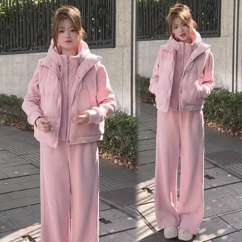 时尚休闲套装女2025冬季新款洋气棉马甲加绒连帽卫衣阔腿裤三件套