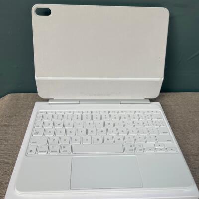 25款新品Apple/苹果妙控键盘适用于11/13寸iPadAir4 5 6 7 8 M3M4