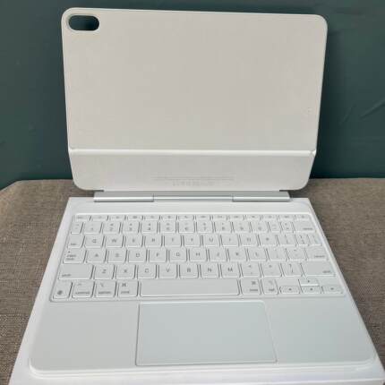 25款新品Apple/苹果妙控键盘适用于11/13寸iPadAir4 5 6 7 8 M3M4