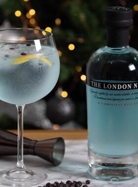 金典淡蓝色LONDON N1 GIN伦敦一号金酒英国进口珍正产自伦敦700ML