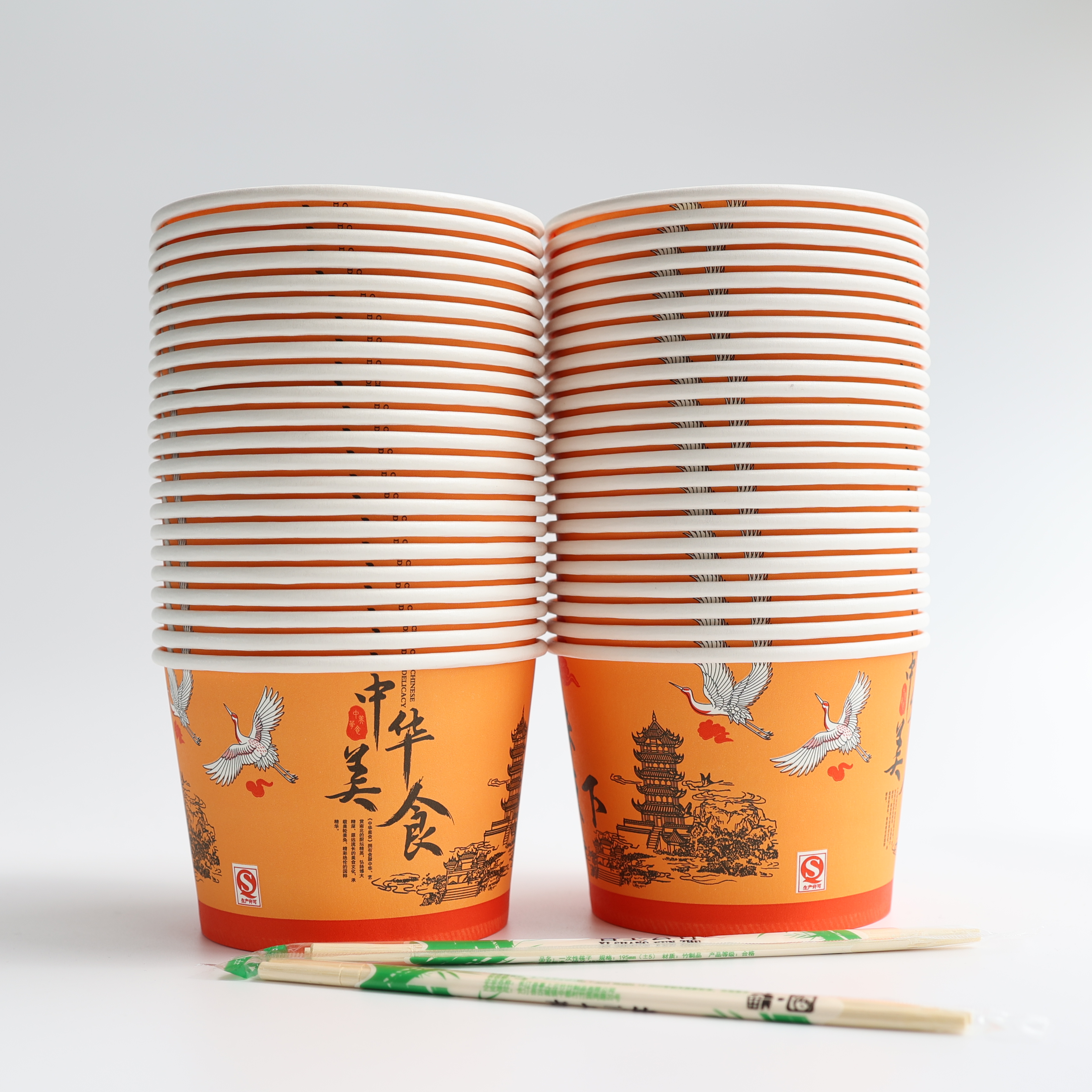整箱批发华食圆形纸碗加厚耐高温